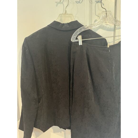 Lord&taylor Women’s Special Occasion Skirt Suit Black Size 16 Floral Stitching - Picture 8 of 16